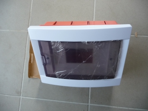 Lakáselosztó doboz, süllyesztett, LF 8 modulos